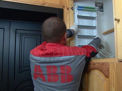 Изображение «Умный дом» ABB в «Дачном ответе» на НТВ